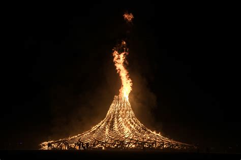 火 人|火人 Burning Man (2011)